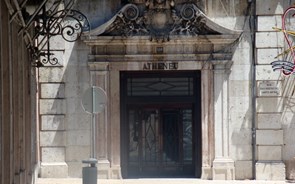 Ateneu de Lisboa continua no Palácio dos Condes após acordo com investidor para 'reabilitação total'