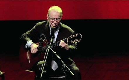 Morreu o cantor João Gilberto, pai da Bossa Nova