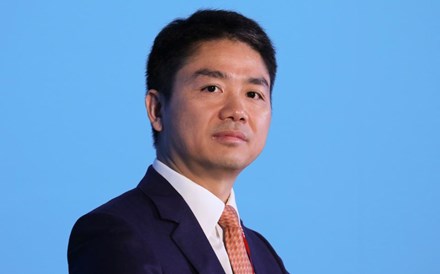 Fundador do grupo JD.com deixa cargo de presidente executivo