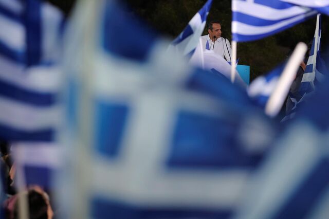 Grécia: Conservadores a caminho do governo com promessa que Tsipras não cumpriu