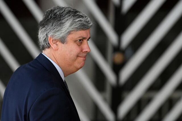 Endividamento da economia sobe 3,4 mil milhões em maio