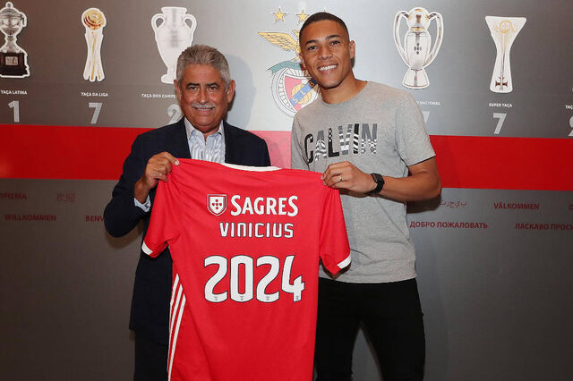 Carlos Vinícius é reforço do Benfica por 17 milhões de euros