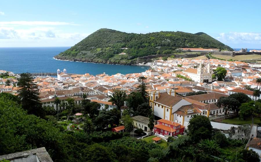 Em 1983, a UNESCO decidiu, em Florença, a classificação como Património Mundial do centro histórico de Angra do Heroísmo (Açores).