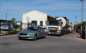 Mais de 100 elementos da GNR e PSP transportam combustível