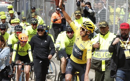 Com o fim do Tour de France, ciclismo procura saída para crise