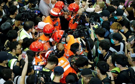 Hong Kong esmaga previsões de crescimento da economia