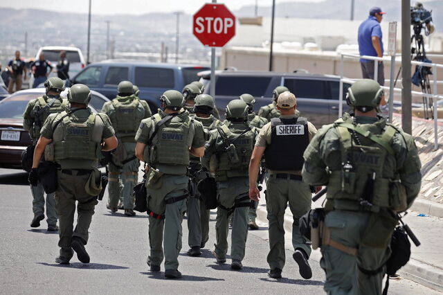 Tiroteio fez 20 mortos em El Paso. Polícia investiga 'possível crime de ódio'
