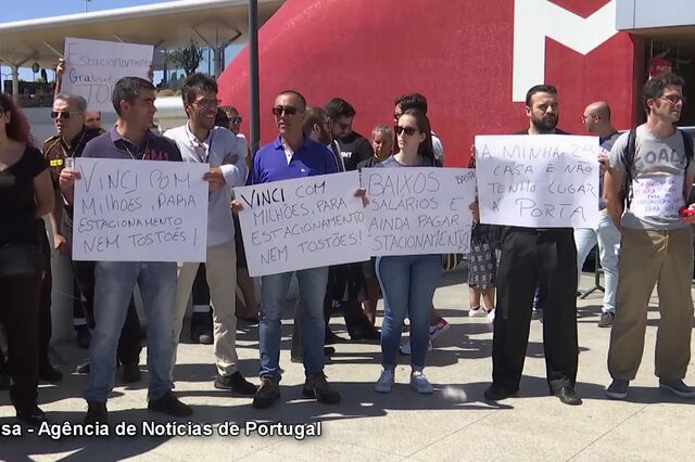 Trabalhadores do aeroporto de Lisboa reivindicam mais lugares para estacionarem