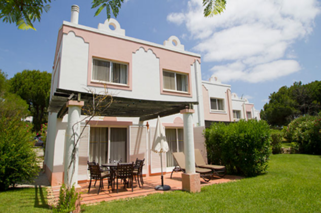 Rua com casas mais caras do país fica no Algarve