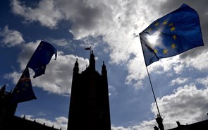 Parlamento britânico rejeita pela segunda vez eleições antecipadas