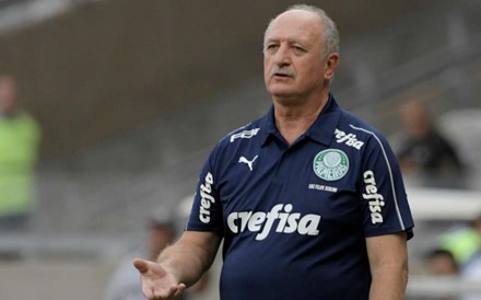 Scolari demitido após derrota com Jorge Jesus