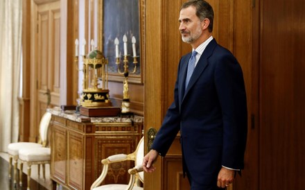 Rei não propõe candidato à investidura e Espanha fica à beira de eleições