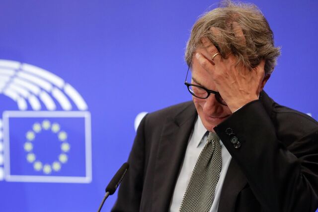 Juncker e Sassoli criticam nomes 'bizarros' de pastas da nova Comissão Europeia