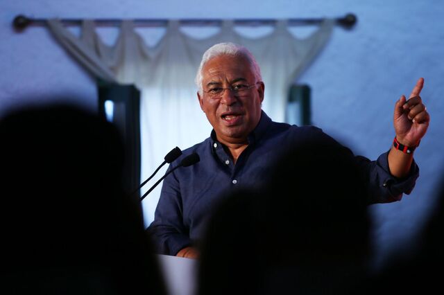 Costa avisa que 'as coisas podem voltar para trás' e associa estabilidade ao PS