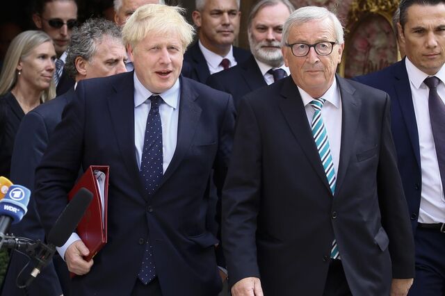 Brexit: Juncker recorda a Johnson que cabe ao Reino Unido apresentar propostas