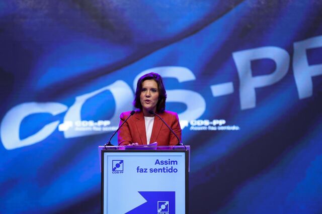 CDS cancela campanha a partir das 15:00 de sexta-feira devido à morte de Freitas