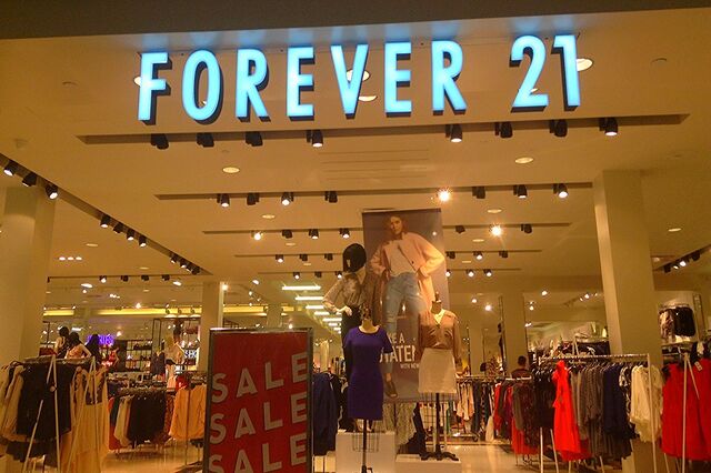 Forever 21 fecha 350 lojas depois da falência