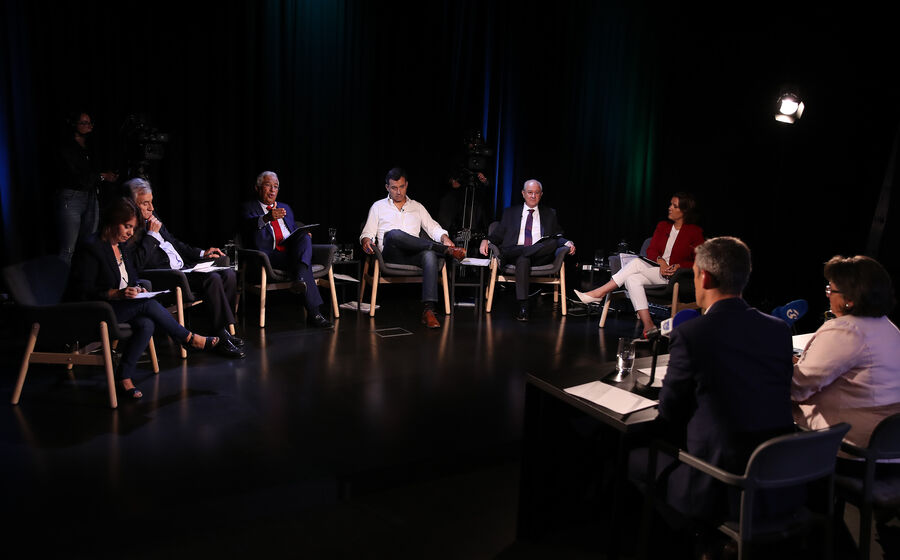 Debate
