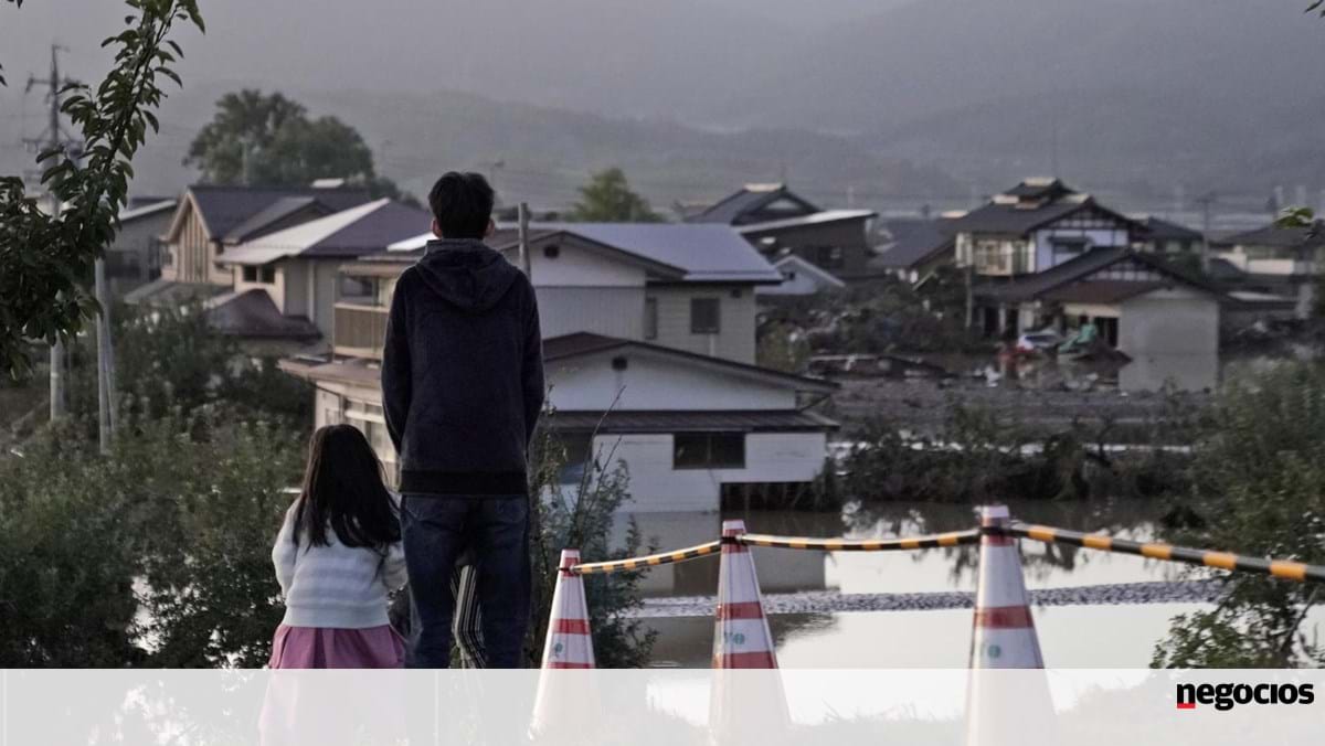 台風19号、日本で少なくとも33人死亡 写真1枚 国際ニュース：AFPBB News
