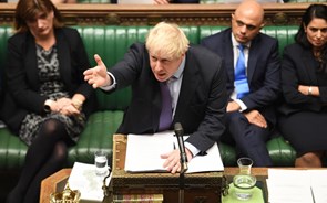 Johnson quer aprovar acordo do Brexit e depois ir eleições a 12 de dezembro 