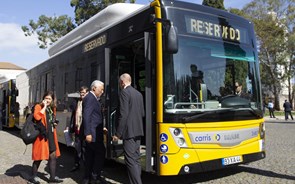 Novo Governo faz primeira viagem em autocarros da Carris movidos a gás natural