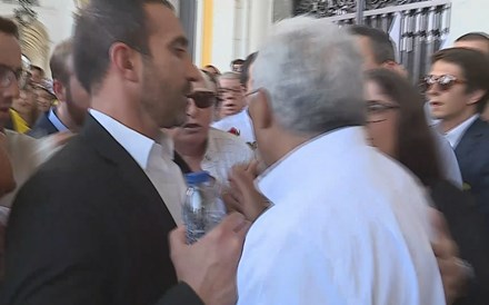 Homem que António Costa insultou durante arruada tem ligações ao CDS-PP