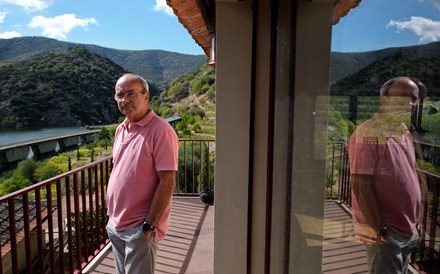 Herdeiro da Calem recupera tradição familiar do vinho no Douro