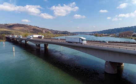 O novo Mercedes-Benz Actros define novo paradigma na estrada