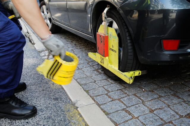 Emel: Estacionamento em Lisboa continua gratuito