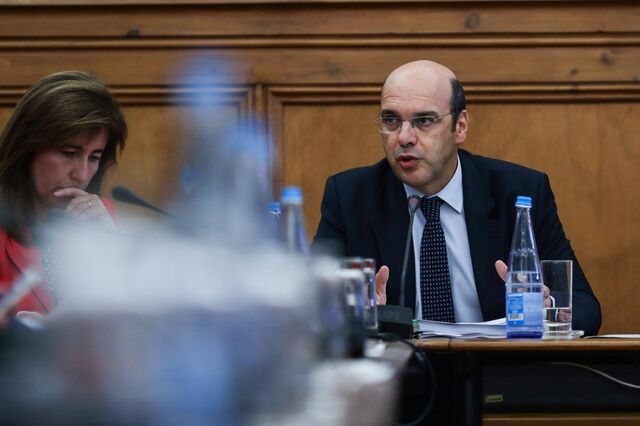 Coronavírus: Governo tem 'artilharia preparada' para mitigar danos nas empresas