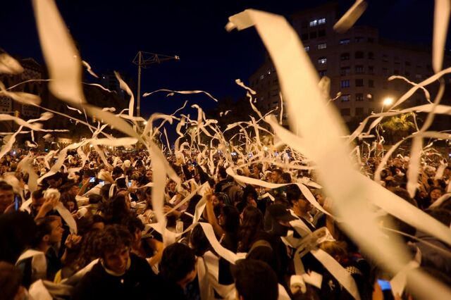 Caos em Barcelona no terceiro dia de protestos