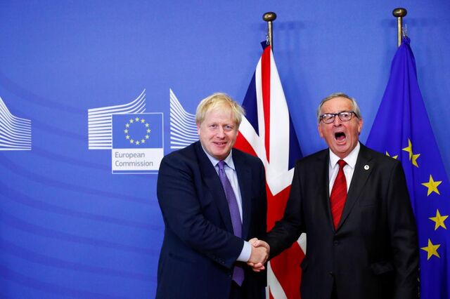 Líderes da UE aprovam acordo. Costa pede a Corbyn para votar a favor