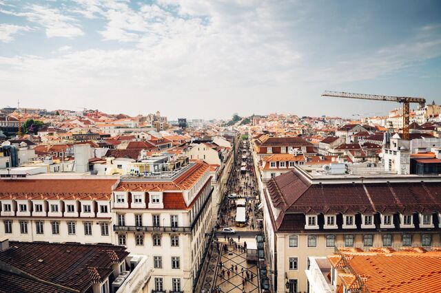 Baixa, Avenida da Liberdade e Almirante Reis com contenção total no alojamento local