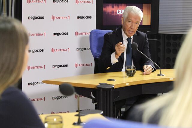 António Saraiva: 'É importante' que Siza Vieira tenha mais peso na concertação
