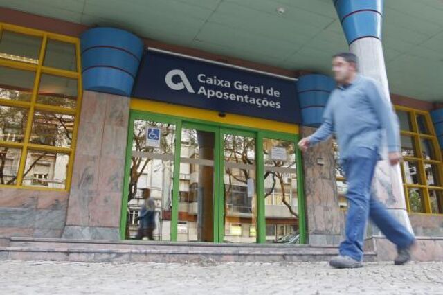 Aposentações na função pública disparam para máximo de quatro anos em 2019