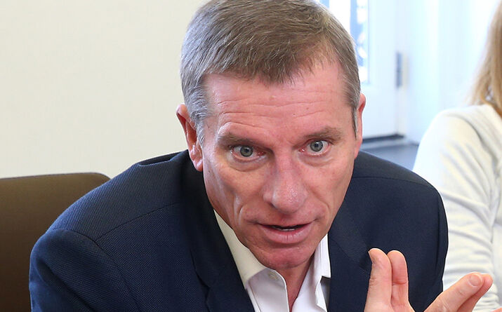 Eric Van Leuven - Cushman & Wakefield