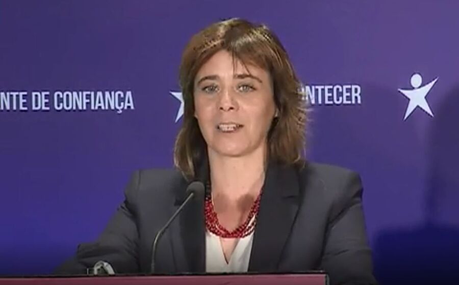 Catarina Martins: 'Iremos assumir no parlamento por inteiro a responsabilidade de quem confiou o voto no BE'