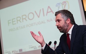 Empresas chinesas interessadas em fornecer material circulante a Portugal