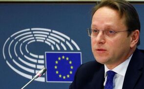 Olivér Várhelyi
