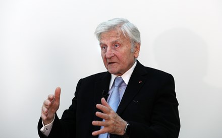 Trichet: Zona euro pode ter de lidar com uma 'grande recessão nos EUA'