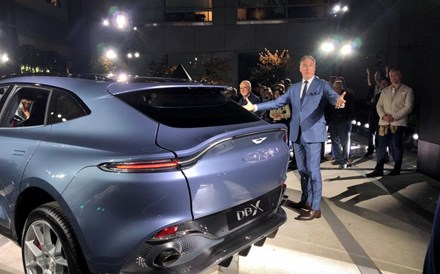 Aston Martin lança SUV de luxo de 185 mil euros pensado para mães