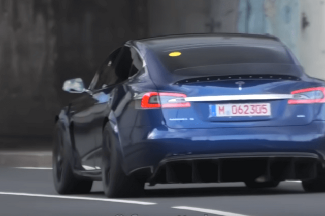 Tesla Model S ‘Plaid’ está cada vez mais rápido