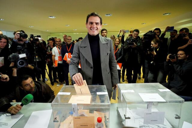 Líder do Ciudadanos demite-se após perder 47 deputados nas eleições