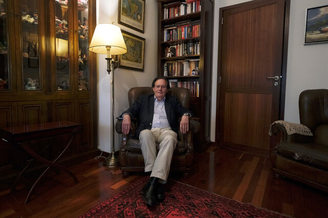 Como um barbeiro brasileiro refundou o PCP 