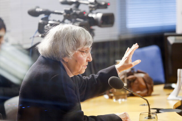 Teodora Cardoso: Governo fez “outros cortes que deram menos nas vistas”