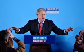 Johnson quer nova parceria com UE e 'unir' o Reino Unido