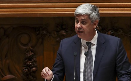 Centeno recua a 2012 e diz que Rio só executou 16% do investimento orçamentado