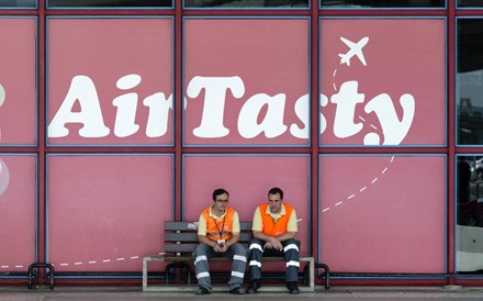 Greve na Portway leva a cancelamentos de voos no aeroporto Lisboa 