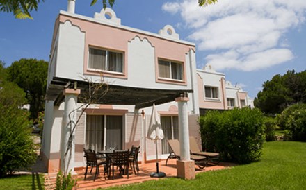 O concelho de Loulé tem das casas mais caras. Na Quinta do Lago, no Aldeamento Vilar do Golf, comprar uma casa custa, em média, mais de 2,89 milhões de euros.
