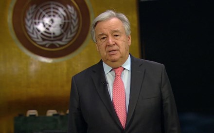 Guterres pede “empenho ativo” dos jovens contra perigo das alterações climáticas